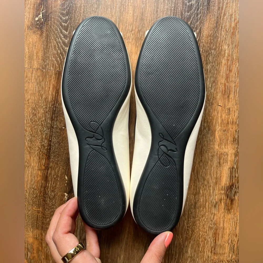 White Ballet Flat Roger Vivier - Picture 5 of 9